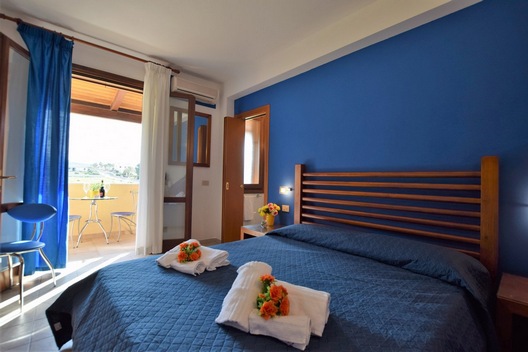 <b>Hotel Iride</b><br>San Vito Lo Capo